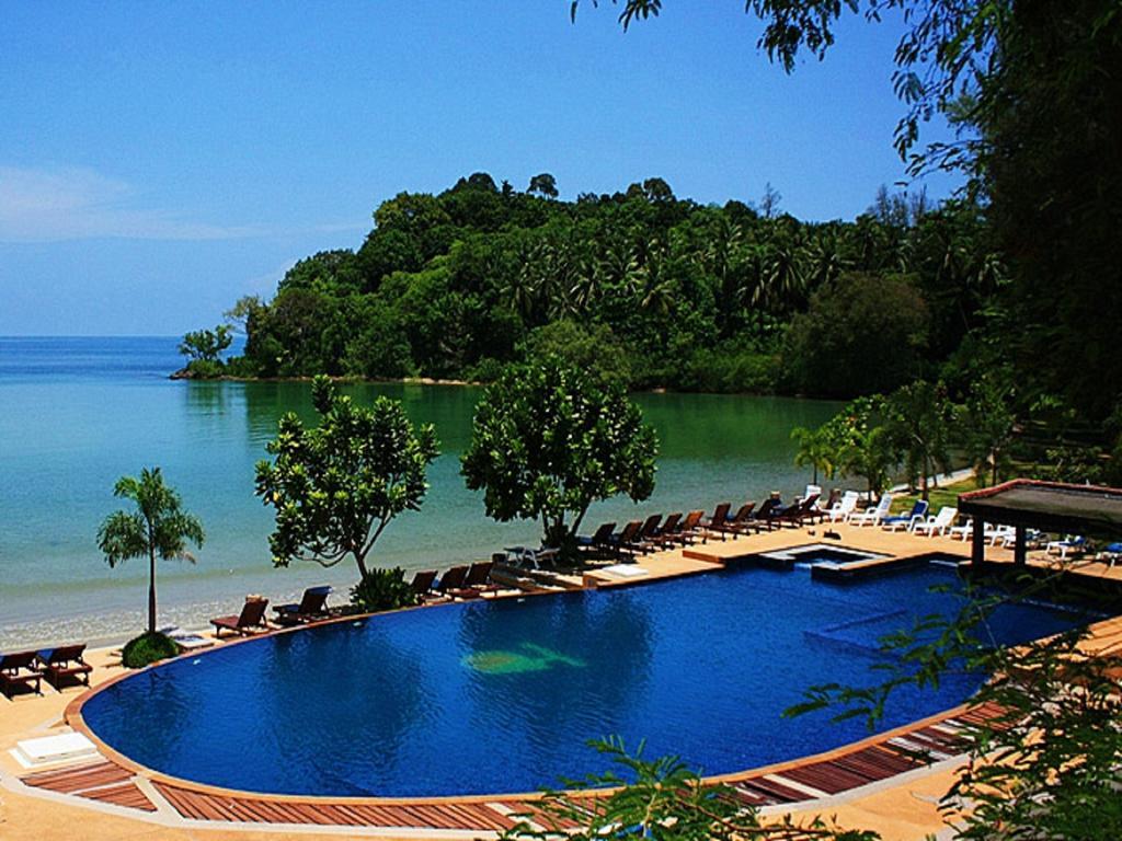 Kaw Kwang Beach Resort - Sha Extra Plus Koh Lanta Bagian luar foto