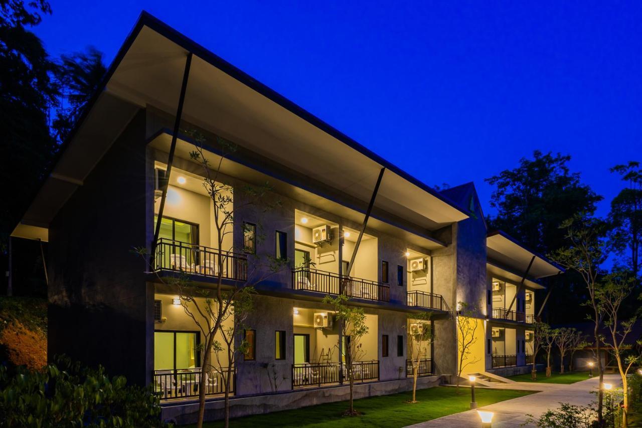 Kaw Kwang Beach Resort - Sha Extra Plus Koh Lanta Bagian luar foto